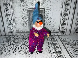 Kindles Byers Choice Giggles The Clown w/Blue Hat-Halloween-EUC - Picture 1 of 9