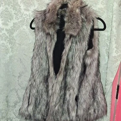 Chaleco de piel sintética Foto 1 de 4