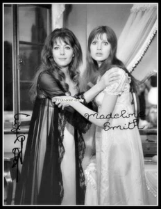 Ingrid Pitt, Autographed, Pure Cotton Canvas Image. Limited Edition (IP-308)  - Picture 1 of 1