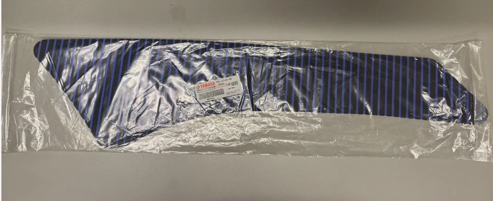 ALFOMBRILLA YAMAHA WAVERUNNER, PASO 4 - F2S-U351M-20-00 Foto 1 de 1