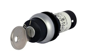 Eaton C22-WS-MS7-K20 Compact Pushbutton Selector Switch 22.5mm 2NO Key Operated - Picture 1 of 2