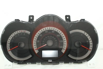 Cuadro de instrumentos velocímetro panel medidores 2013 Kia Forte 90.979 millas Foto 1 de 4