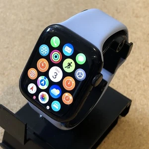 Apple Watch Series 7 S7 (GPS) 45mm Midnight Case w/ New Mist Blue Sport Band S/M - Photo 1 sur 10