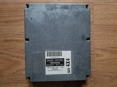 Компьютер двигателя 2000 Toyota Tundra V8 4.7 89661-0C161 ECM ECU PCM - Изображение 1 из 2