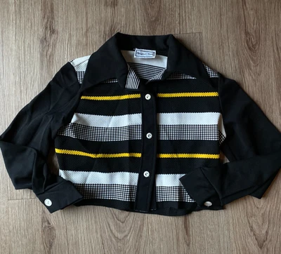Blusa vintage listrada horizontal anos 60/70 bloco de cores preta + amarela com botões - Imagem 1 de 4