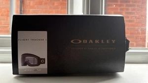Oakley Flight Tracker L Ski Goggles - Matte Black, Oakley Snow Prizm Clear - Picture 1 of 4