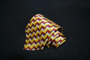 Ermenegildo Zegna Men’s Silk Designer Necktie Red Yellow 4"x 56" Tie Italy - Picture 1 of 5