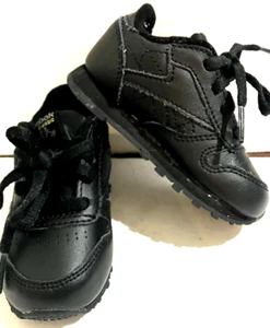 Reebok Toddlers baby Size 5 All Black Sneaker shoes - Picture 1 of 8