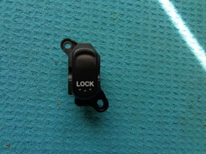MAZDA 6 03 04 05 06 07 08 RIGHT PASSENGER POWER LOCK SWITCH BUTTON - Picture 1 of 2