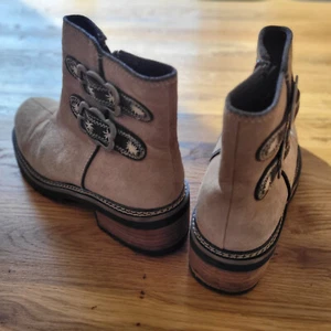 Stiefel Alpenglühen, Trachtenschuhe, Trachtenstiefel, Leder, Größe 38, beige - Bild 1 von 4