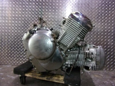 659 B HONDA SHADOW VLX 600 2003 OEM ENGINE M 137R Foto 1 de 4