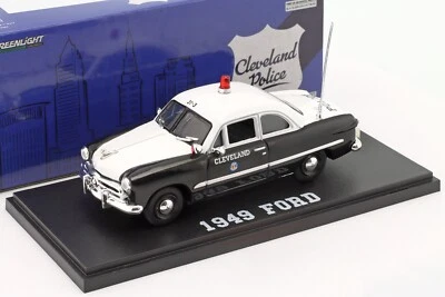 Ford Cleveland Police 1949 - 1/43 - Greenlight Foto 1 de 4