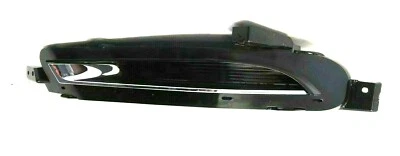 2017-2019 Lincoln Continental Fog Light Blanking LH Left Hand OEM GD9B-13D273 - Image 1 of 4