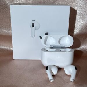 Apple Airpods 3rd Gen Bluetooth Earbuds Earphone Headset & Charging Case MME73AM