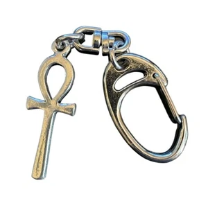 Small Ankh Detailed Pewter (P) Keyring in Gift Bag - Picture 1 of 3