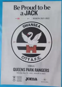 SWANSEA CITY v QUEENS PARK RANGERS 2021-22 CHAMPIONSHIP PROGRAMME - Picture 1 of 2