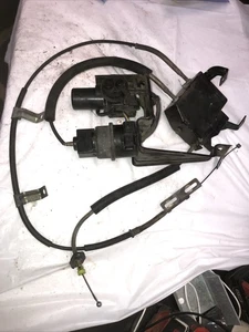 1995-1999 Mitsubishi Eclipse throttle cable cruise control assembly 4G63T D51 - Picture 1 of 15