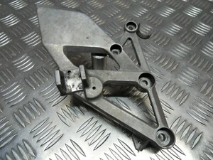 Genuino Honda CBR 600 F2 F3 Delantero Derecho Colgador 1991 a 1998 - Imagen 1 de 12