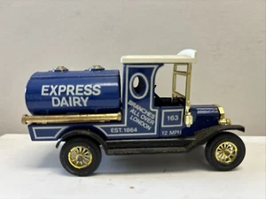 Matchbox 1912 Ford Model T of Yesteryear Y-3 Express Dairy Good Condition - Picture 1 of 13
