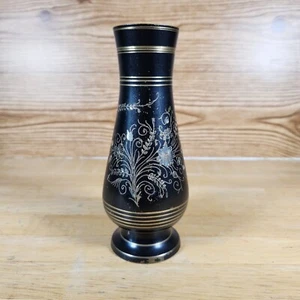 Jarrón vintage grabado floral de latón India 562 esmalte negro tono dorado 6 pulgadas de alto - Imagen 1 de 12