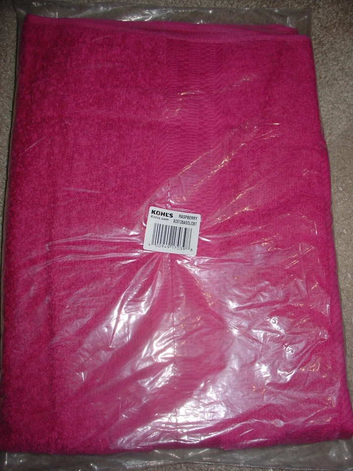 Nuevo en Paquete Toalla de Baño Rosa Frambuesa El Grande Sólido 30" x 54" SUAVE BONITO REGALO NAVIDAD! Foto 1 de 1
