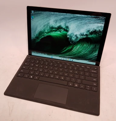 Surface Pro 6, 12,3 pulgadas, i7-8650U@1,9 GHz, 8 GB RAM, 256 GB SSD, Windows 11 Foto 1 de 4