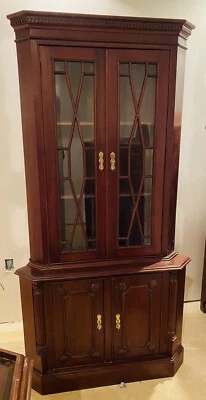 Solid Mahogany SEASHELLS 2pc Corner China Cabinet Hutch  75”x 38”x16” - Image 1 of 4