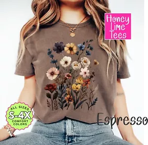 Neutral Pressed Wildflowers T-shirt - Garden Top - Plant Lover - Gift for Women - Picture 1 of 3