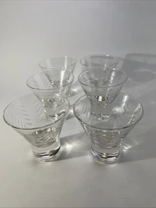 "Juego de 6 vasos de licor vintage de 3"" con patas de cristal grabados para lluvia Javit" - Imagen 1 de 4