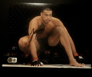 Carlos Ulberg firmado 8x10 Beckett Bas UFC - Imagen 1 de 1