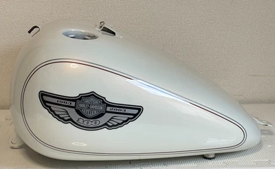 Harley Davidson Genuino Tanque de Gas Softail FLSTC FLSTF FLSTS Fat Boy 100th Blanco Foto 1 de 4