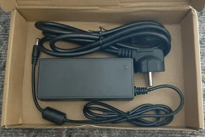 Fuente de alimentación / transformador salida 24v 3A 72W para tiras led - Imagen 1 de 2