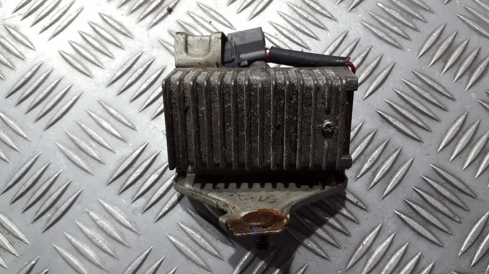 Honda Prelude 1996 Glow plug relay USED, Genuine #297894-27 - Imagem 1 de 1