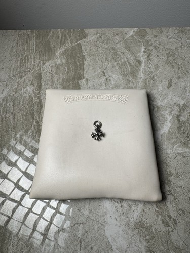 CHROME HEARTS Cuori cromati più ciondolo