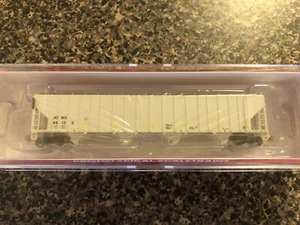 Scaletrains SXT39338 N scale P-S 5820 cf hopper XOMX #44150 - Picture 1 of 2