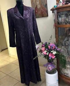 Jessica Howard NWT Womens Maxi Coat Dress~Purple Paisley~V Neck~Button Down VNTG - Picture 1 of 21
