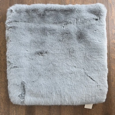 Funda de almohada de visón de piel sintética POTTERY BARN-24"-AZUL NUBE-NUEVA CON ETIQUETAS Foto 1 de 4