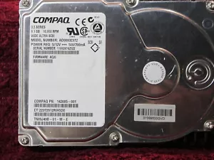 COMPAQ 9,1 GB 10000RPM WU SCSI HDD, AD00932372 FW: ACJ6, PN: 142685-001, TN09J49B - Foto 1 di 2