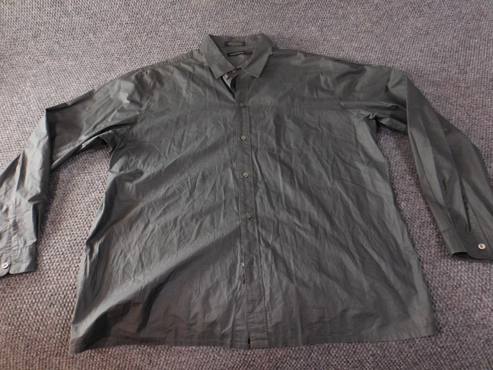 Club Monaco Mens Shirt Extra Large green classic button up smooth woven - Image 1 of 4