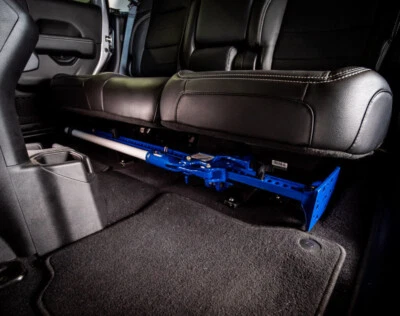 Montajes de gato Hi-Lift JGUS-200 montaje debajo del asiento acero negro con recubrimiento en polvo para Jeep Foto 1 de 4