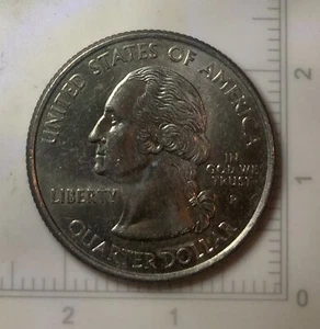 2001 P Rhode Island Quarter Die Chips In Liberty Error Coin - Picture 1 of 7