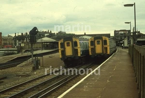 Clapham Junction Class 421 EMU 7371 & Class 423 EMU 7781 Barfen 35mm Slide RN488 - Picture 1 of 1