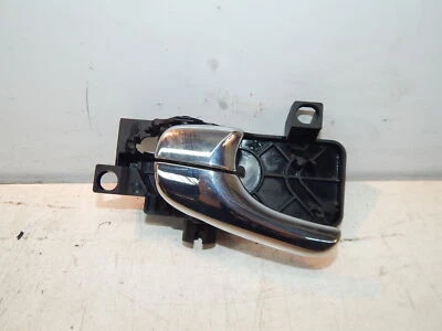 ВНУТРЕННЯЯ РУЧКА ДВЕРИ ЗАДНЕГО ПАССАЖИРА JAGUAR S-TYPE SE V6 4DR 99-07 2R8322601AD - Изображение 1 из 4