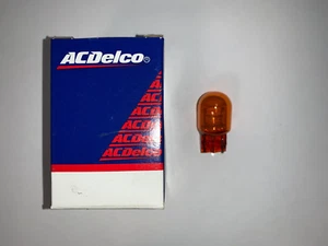 ACDelco 15829331 Rear Turn Signal Bulb - Picture 1 of 3