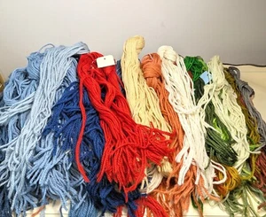 LOT Vtg Paterna, unmarked wool embroidery tapestry 32 inch yarn lengths 2.5 lbs - Picture 1 of 5