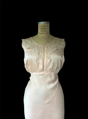 1930s keyhole bias cut satin slip dress with lace appliqué empire size 40 - Image 1 of 4