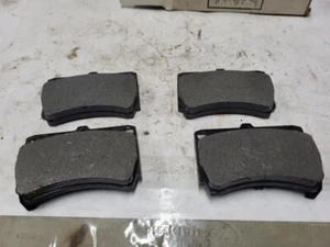 Brake Pad Sets 2-Wheel Set Front for Ford Escort/Mercury Tracer/Mazda 323 - Picture 1 of 3