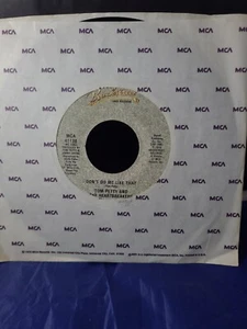 TOM PETTY- Don't Do Me Like That / Casa Dega 1979 MCA 41138 - Imagen 1 de 4