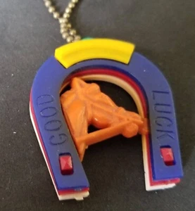 Horseshoe Good Luck Puzzle key chain vintage 50s 60s plastic w instructions - Picture 1 of 4