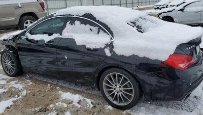 Airbag de rodilla para conductor Mercedes Clase CLA 2014-2019 LH fabricante de equipos originales Foto 1 de 3